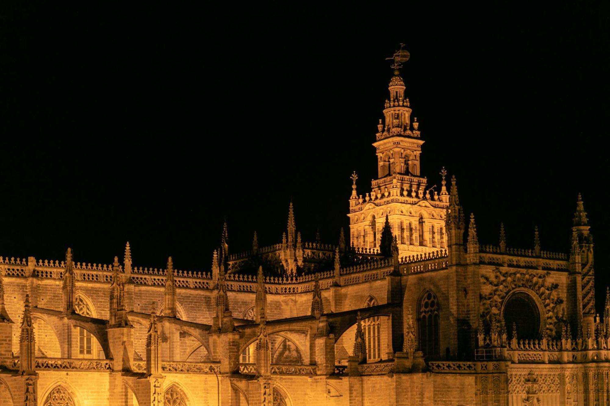 Isg Apartments Catedral Sevilla Bagian luar foto