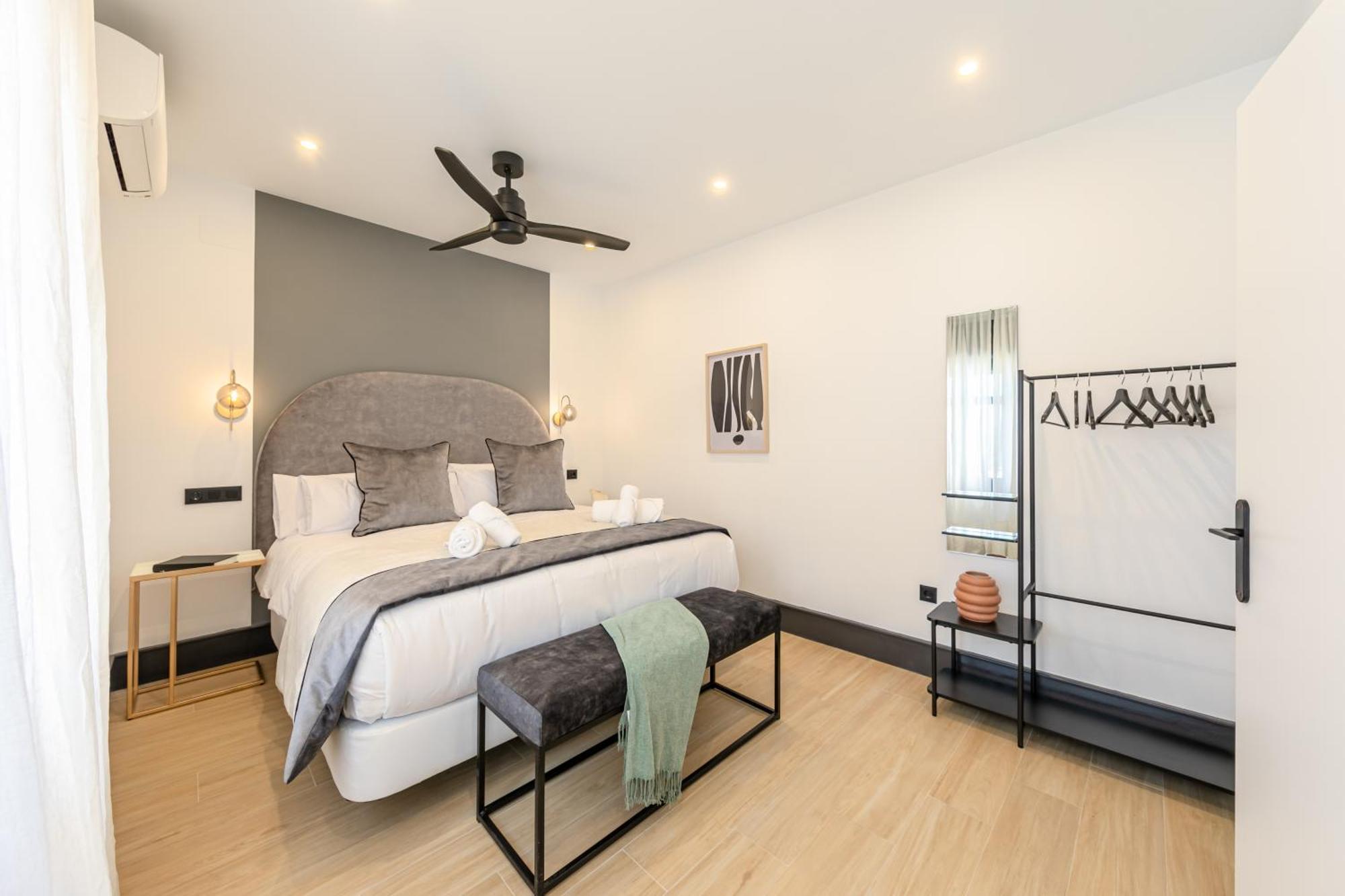 Isg Apartments Catedral Sevilla Bagian luar foto